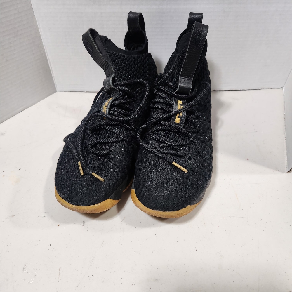 Nike Lebron 15 BLack Gum Size 10m